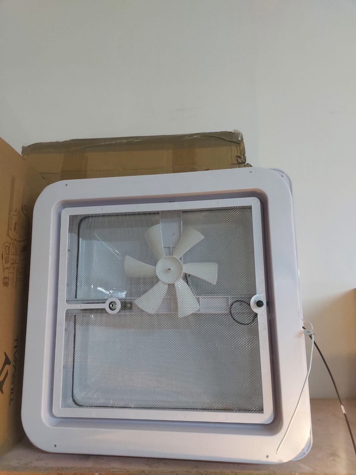 12V RV roof vent fan. It is designed to fit standard 14x14" roof openings in RVs, campers, trailers, and other vehicles - Image 8