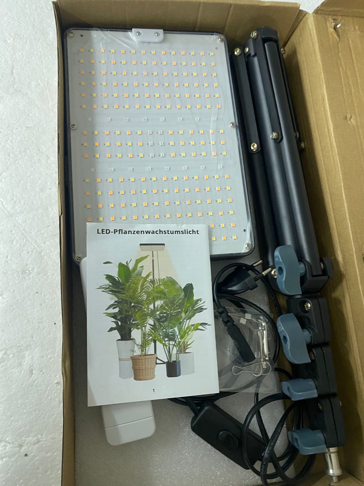 Grow Light with Stand, Full Spectrum LED Plant Light for Indoor Plants, 200W - Image 2