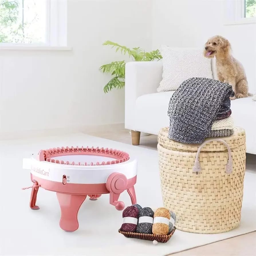 DoubleCare brand knitting machine, model NO.843 - Image 4