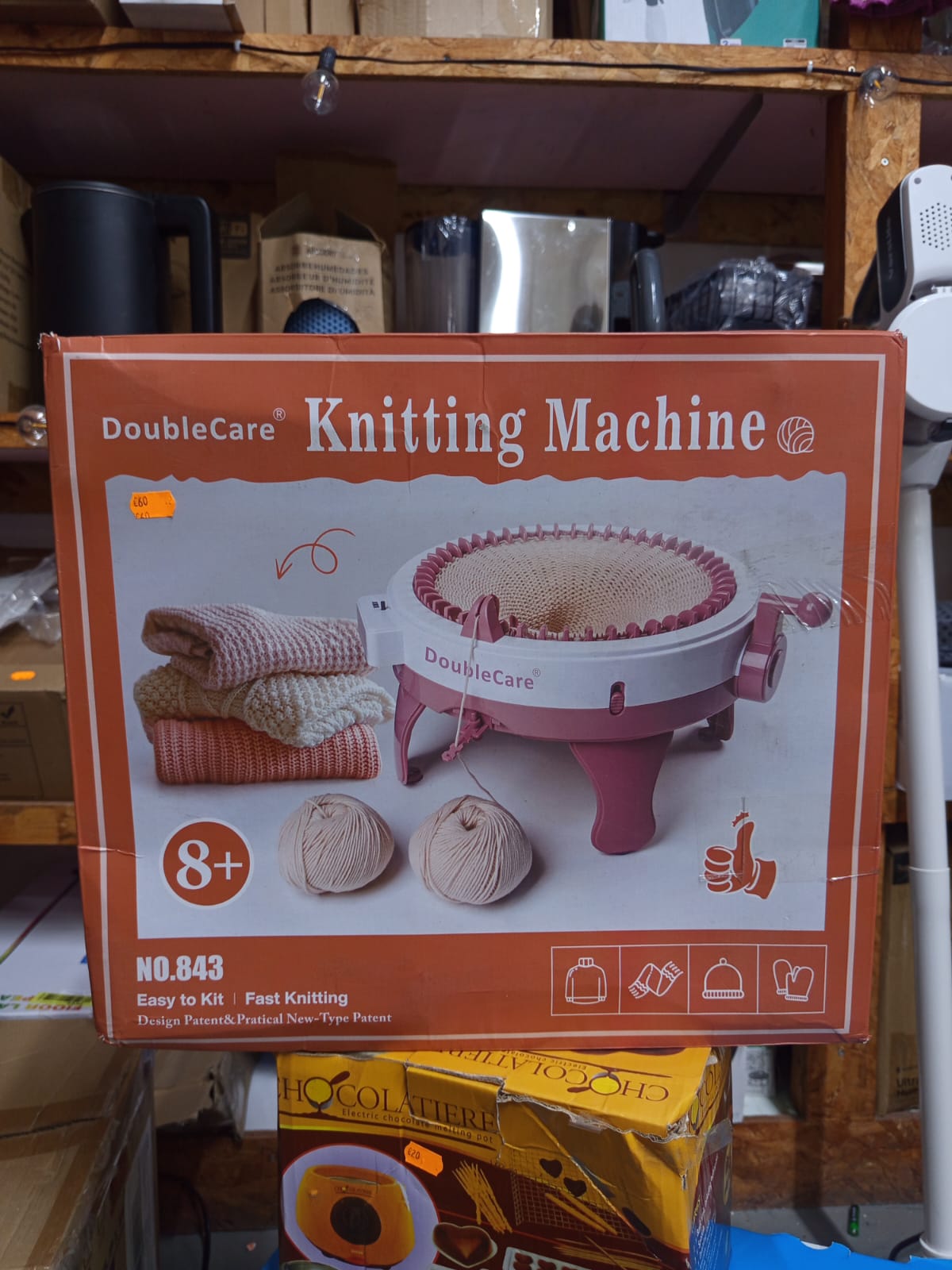 DoubleCare brand knitting machine, model NO.843 - Image 2