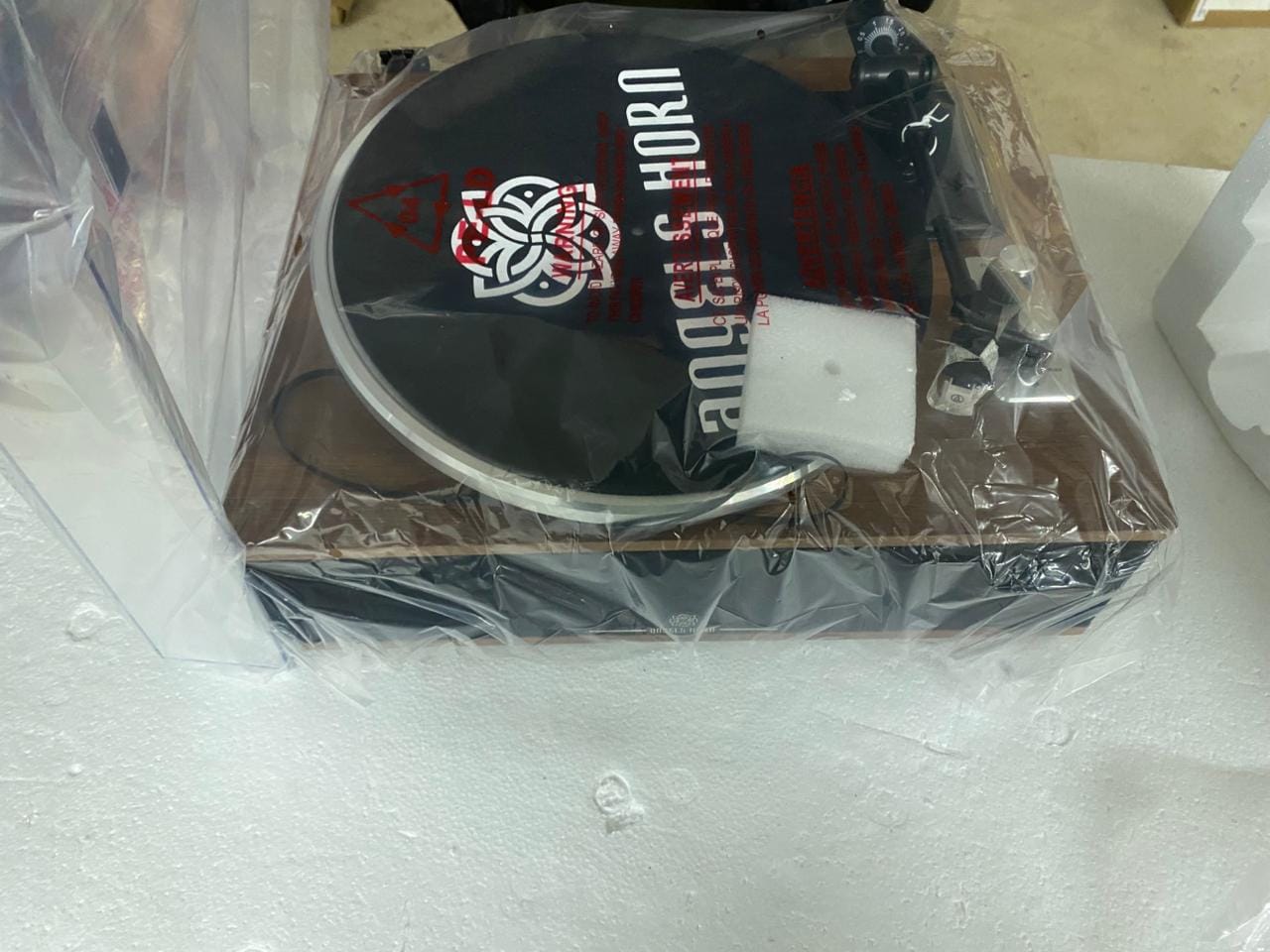 ANGELS HORN Vinyl Record Player, Bluetooth Turntable with Built in Speakers Phono Preamp, High Fidelity Turntables for Vinyl Records with Magnetic Cartridge AT-3600L, Belt Drive 2-Speed - Image 3