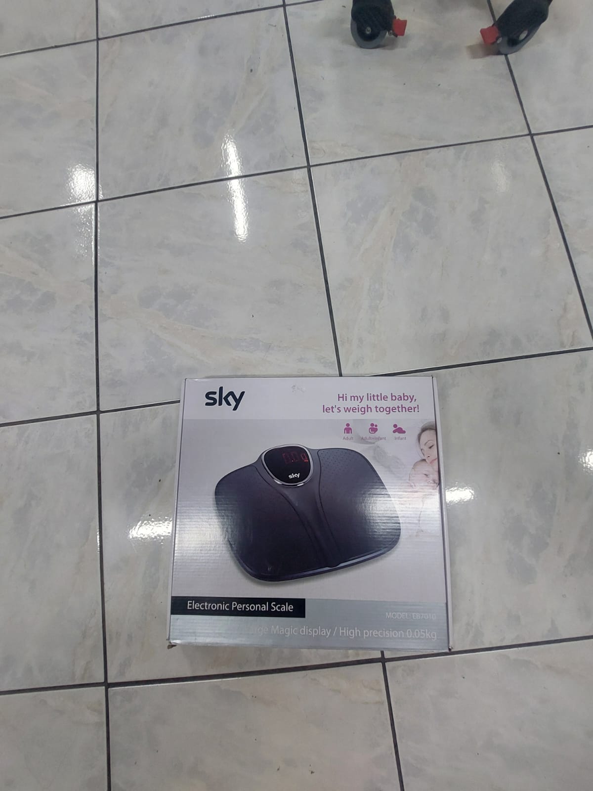 Camry CR 8171b Bathroom Weight up to 180 kg, Bathroom Scale, Personal Scale, Digital Scale, Black - Image 2