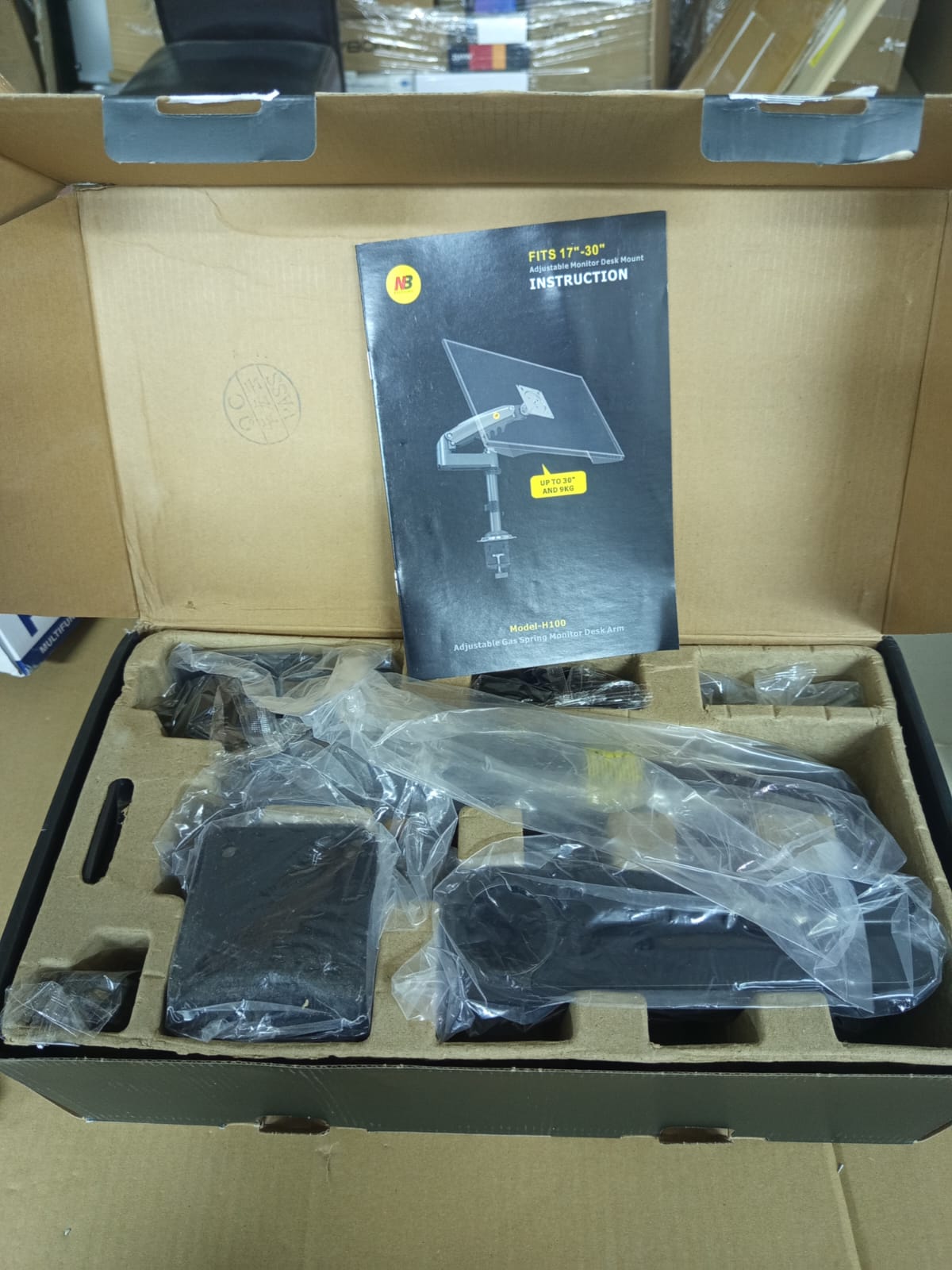 NB North Bayou Monitor Desk Mount Long Arm for Monitors Within 4.4 to 19.8lbs Ultra Wide Full Motion Swivel Height Adjustable Monitor Stand H100 - Image 3